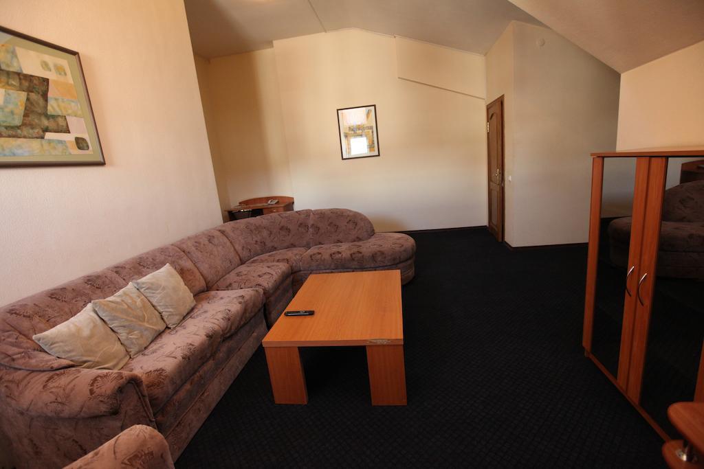 Hotel Kim Mahiljou Zimmer foto
